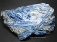 kyanite.webp