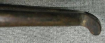 horsegear_stirrup_brass_model1833Dragoon_strapholder_closeup_ebay_c25a_1.jpg