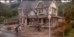 The-house-in-the-movie-The-Burbs.png