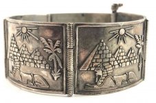 Bracelet 1.jpg