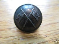 button_foreign_Spanish-Royal-Army_Cavalry_1898_TW&W-Paris_ebay_a82b_1.jpg