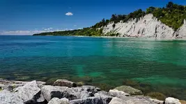 Scarborough_bluffs_-b.webp