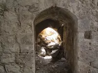 baghr little window of church[1].webp