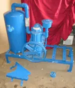 157191565_surge-sp22-milk-milker-milking-vacuum-pump-maple-syrup-.webp