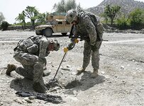 ussoldier_landmine.jpg