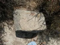 Suare Marker Boulder 002.jpg