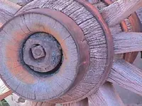 wagon wheel hub.webp