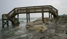 beach erosion 1.jpg