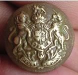 button_British_Army_General-Service_WW2_cuff-size_ColchesterTreasureHunting.co.uk_mil109.jpg