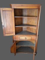 Late1800sEarlyAmerican CornerCupboard_Inside.jpg