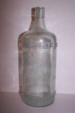 re umberto brand olive oil bottle.jpg