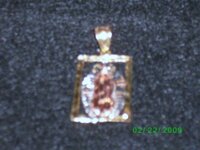 davidsgoldpendant122209.jpg