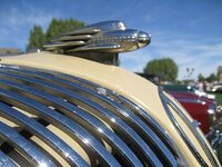 1936 Hupmobile Coupe hood ornament 2.jpg