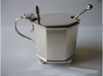 silver mustard pot: London 1904.jpg