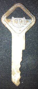 Ford Key 1.JPG