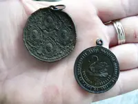 05medals001.webp