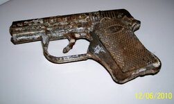 Cap Gun 1.jpg