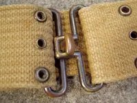 buckle_Army-web-belt_US-Model-1936_closeup.webp