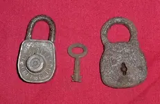 locks2.webp