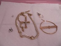 080606 jewelry.jpg