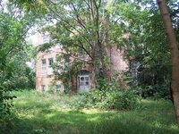 school and old house on 2nd st.jpg