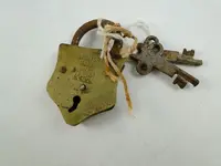 padlock english make.webp