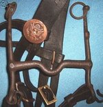 WW1_horsegear_bridle-with-1902eagle-rosette_closeup.jpg