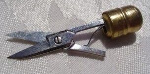 Sissors From Tube Type Sewing Kit.jpg