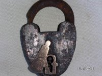 Padlock 013.jpg