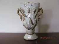 Neat Vase 002.webp