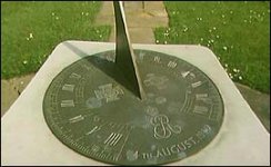 sun_dial_270.jpg