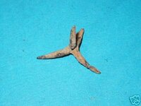 caltrop_Roman_excavated_SerbiaEurope_ebay_27ee_1.jpg