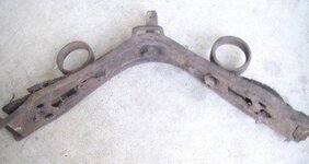 horsegear_US_accouterment-rosette_three-tabs_on-harness-with-reinguides_view7_Ebay_403259956.jpg