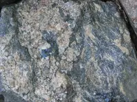 magnetite_and_hematite_ore.webp