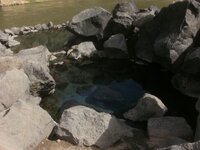 the hot spring.JPG