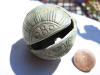 CELLAR HOLE FINDS-CROTOL BELL 015.JPG