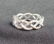 18K Spark Ring4diamonds.webp