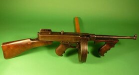 Thompson-Sub-machine-Gun-Model-410.jpg