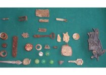 Metal detecting finds for the month of September 2005 006.jpg