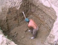 digging_a_hole_ccp953_bd18d72f.jpg