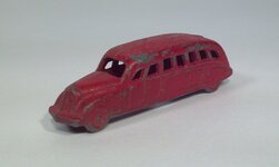 tootsietoy_1628_miniature_model_toy_bus_1.jpg