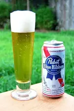 Pabst-Blue-Ribbon-Full.webp