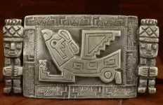 mayan-pendant-whole.webp