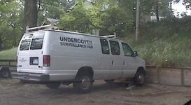 worlds-best-undercover-surveillance-van-16658-1285032078-49.jpg