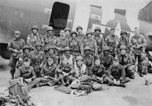 800px-US_Army_Pathfinders_June_1944.jpg