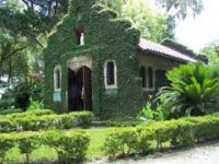 Madre de Leche shrine.jpg