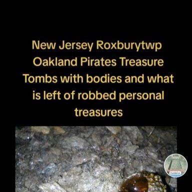 Safe in a Creek.  TreasureNet 🧭 The Original Treasure Hunting