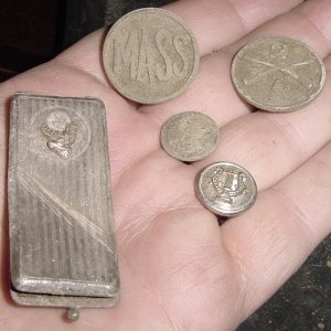 MARCH 1ST MORNING HUNT AT WW I TRAINING CAMP - 2 COLLAR DISCS - WW I CUFF BUTTON - SILVER WITH GOLD ELK HEAD (ELK LODGE ITEM) - NEW MILITARY BAND CUFF