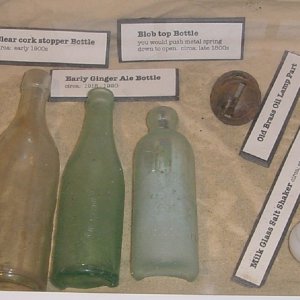 PART OF DISPLAY I PUT ON LOAN
THIS INCLUDES BRASS SAIL GROMETS - OIL LAMP PARTS - OLD BOTTLES - AND A FEW OTHER ITEMS