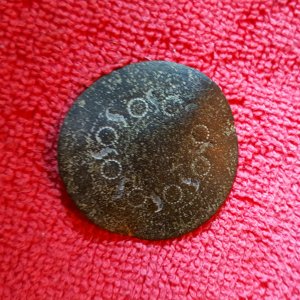 Very large (36mm) "dandy" button